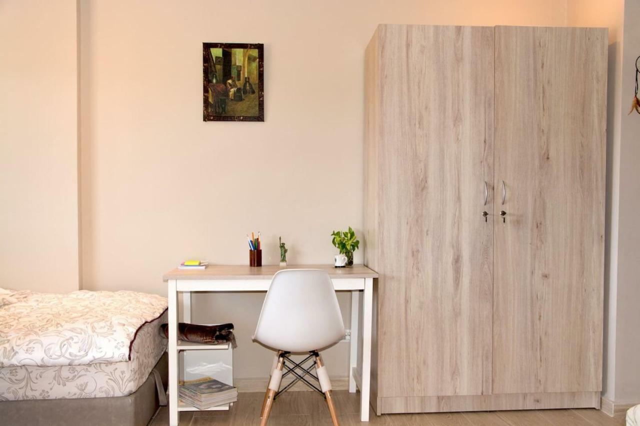 Апартаменты Beau Studio, Cozy, Quartier Vivant, Proche De Tous Уджда Экстерьер фото